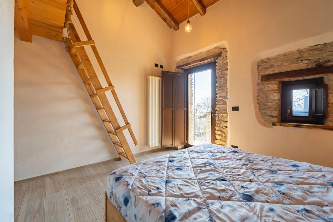 Country House Le Gaie Allegre Villar San Costanzo Eksteriør bilde