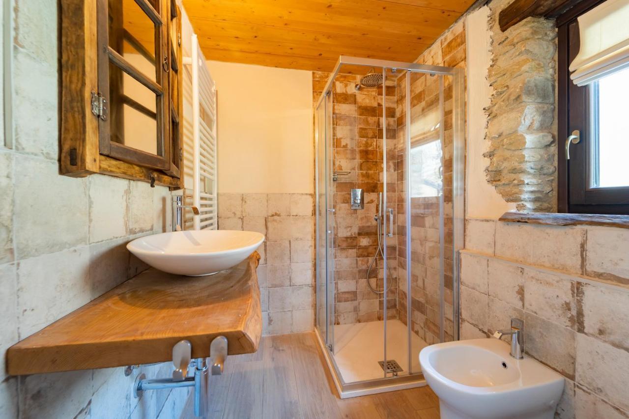 Country House Le Gaie Allegre Villar San Costanzo Eksteriør bilde
