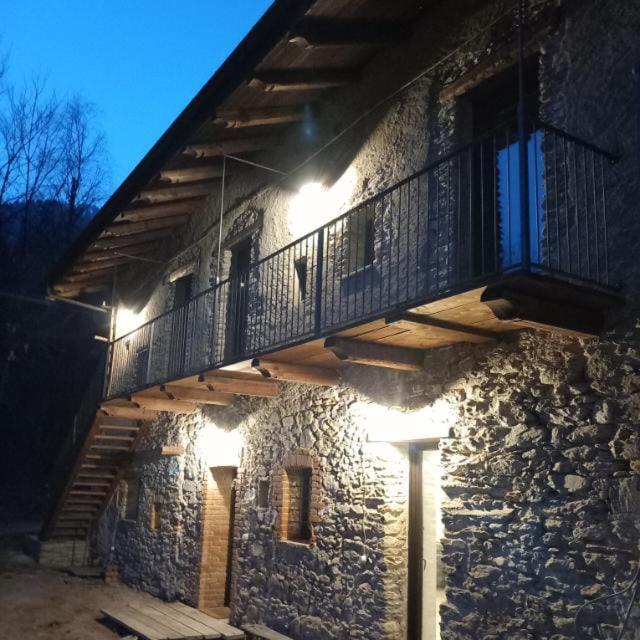 Country House Le Gaie Allegre Villar San Costanzo Eksteriør bilde